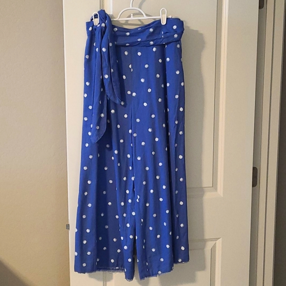 Summery wide leg capris